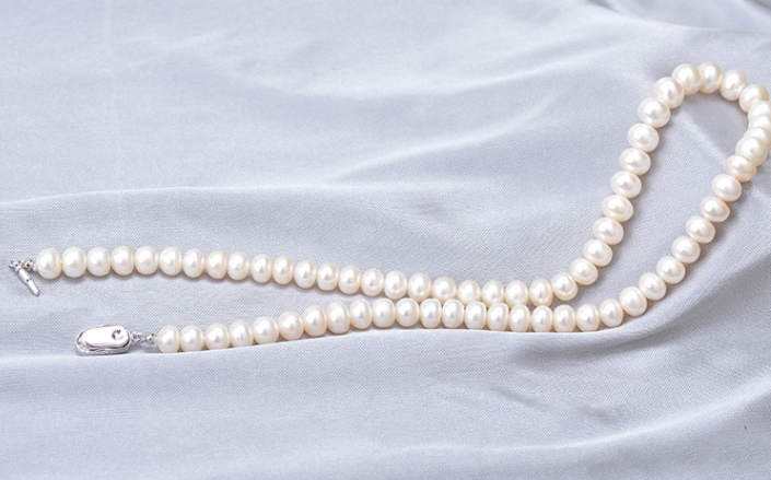 Water Natural Pearl Necklace